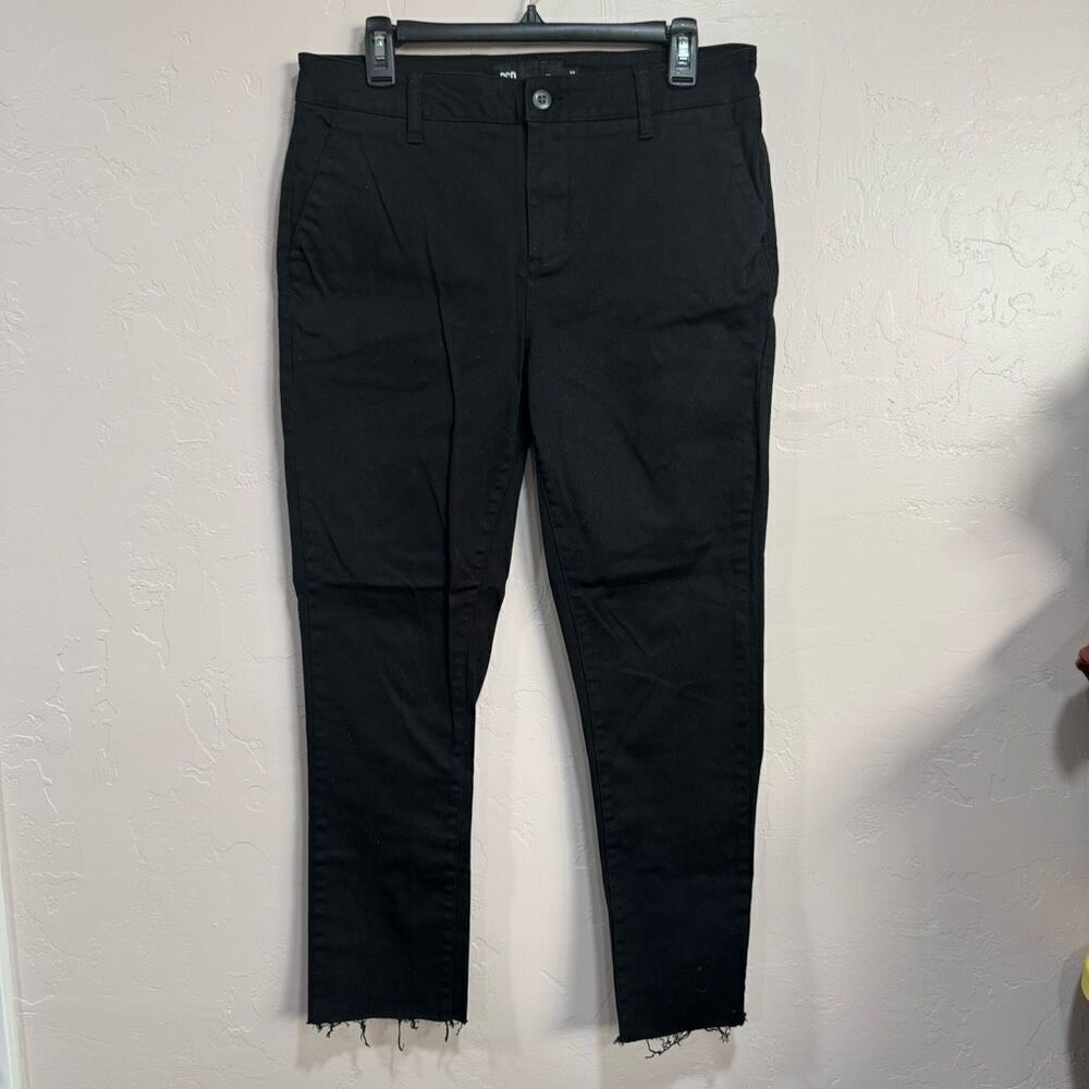 Women’s 32x26.5 Slim Taper RSQ Raw hem Jeans